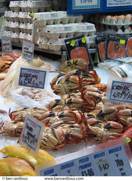 Upturned crabs at R.M.S. Seafoods: Leicester Market, Leicester Market, Leicester, 27 March 2004