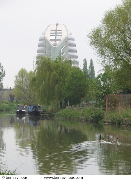 National Space Centre and River Soar: Abbey Meadows, Leicester, 01 May 2004