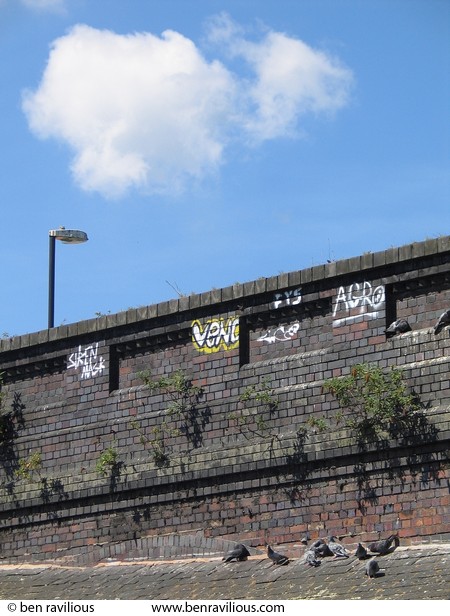 River Soar viaduct: Western Boulevard, Leicester, 23 May 2004