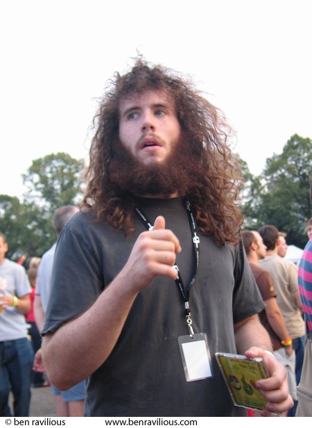 festival spectator: Granville Road, Leicester, 14 August 2004