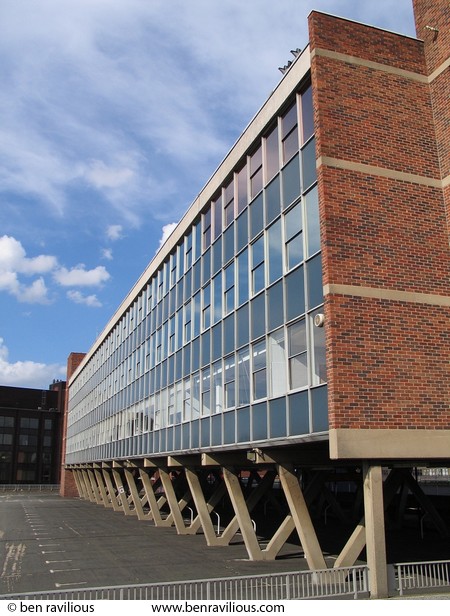sixties office block: Yeoman Street, Leicester, 21 August 2004
