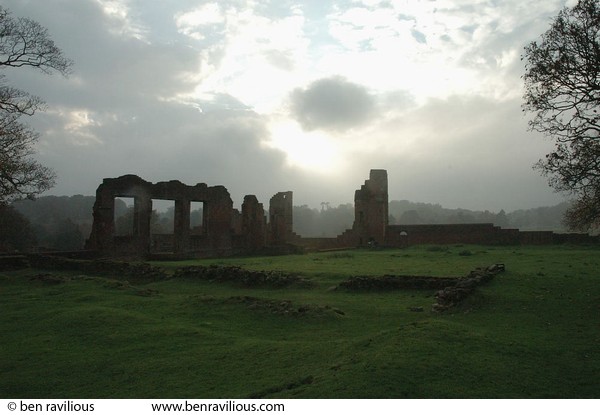 Ruins of Bradgate House: Bradgate Park, Leicester, 30 October 2004