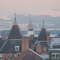 Snowy rooftops at dawn, Leicester, 19 November 2004