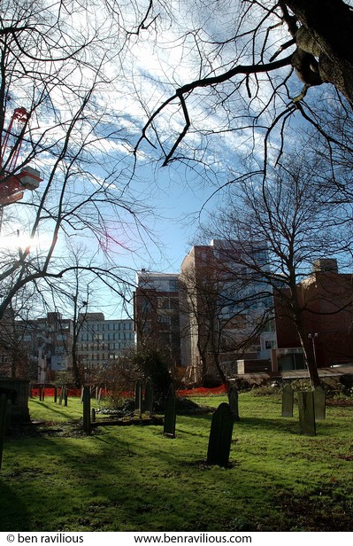 St Georges churchyard: St Georges, Leicester, 23 January 2005