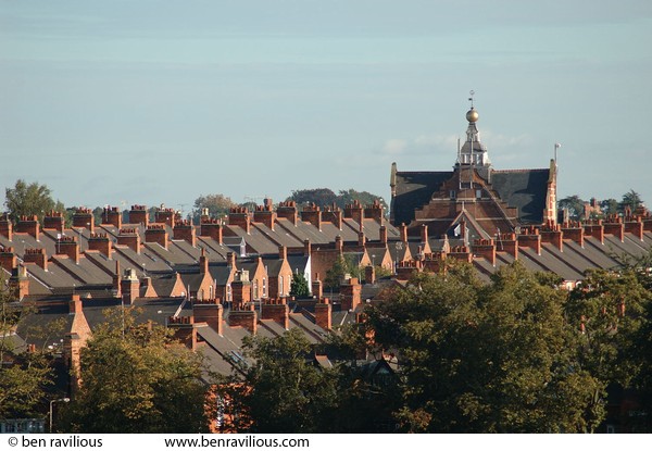 Terraces: Clarendon Park, Leicester, 02 October 2005