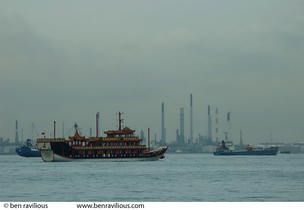 Boats: Pulau Bukom, Singapore, 23 December 2005