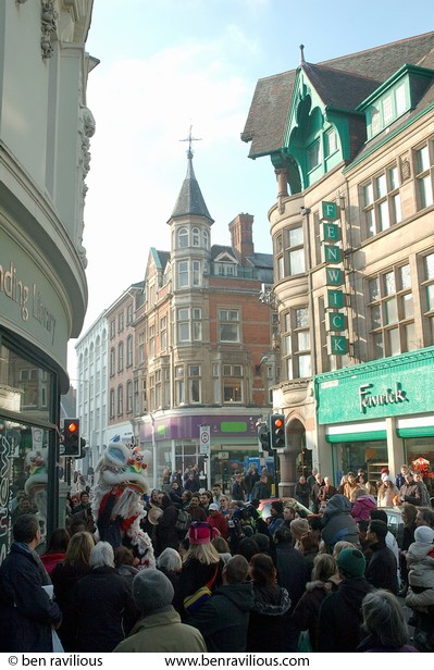 Chinese lion dance: Chinese New Year 2006, Belvoir Street, Leicester, 28 January 2006