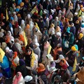 Crowds at Vaisakhi parade, Humberstone Road, Leicester, 09 April 2006