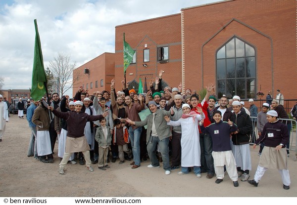 Celebrating Prophet Mohammed's birthday outside Leicester Central Mosque: Conduit Street, Leicester, 16 April 2006