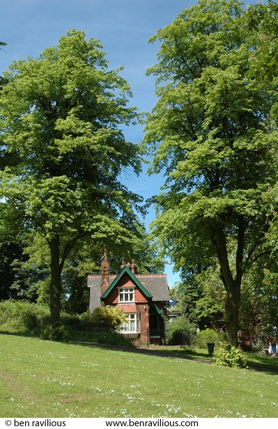 Park Lodge and trees: Spinney Hill Park, Leicester, 03 June 2006