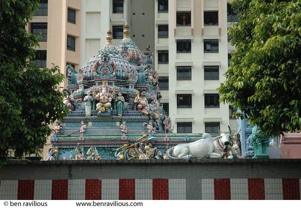 Roof of Sri Veerama Kaliamman Temple: Serangoon Road, Singapore, 30 June 2006