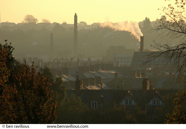 Factory chimneys and terraced rooftops at dawn: Spinney Hills / North Evington, Leicester, 04 November 2006