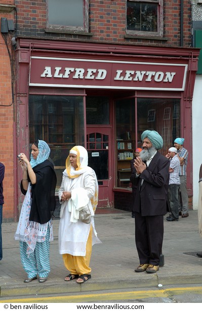 Sikhs watching Vaisakhi parade: Vaisakhi Parade 2007, St Nicholas Place, Leicester, 22 April 2007