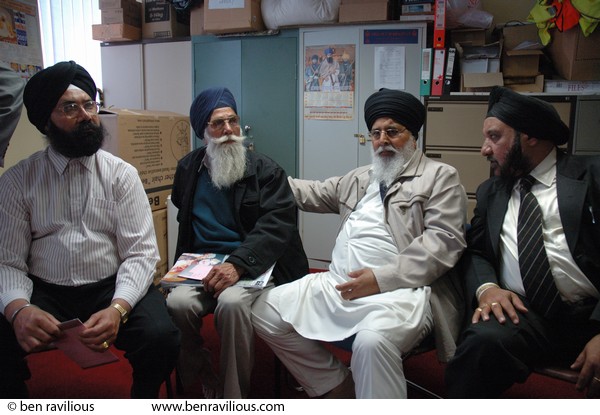 Gurdwara committee: Guru Tegh Bahadur Gurdwara, East Park Road, Leicester, 13 May 2007