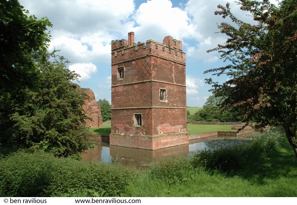 Kirby Muxloe castle: Kirby Muxloe, Leicestershire, 02 June 2007