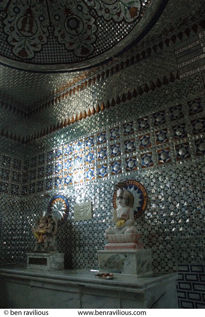 Shrine at Leicester Jain Temple: Oxford Street, Leicester, 09 June 2007