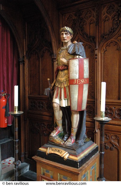 Statue of St George: St Mary's de Castro Church,Castle Yard, Leicester, 09 June 2007